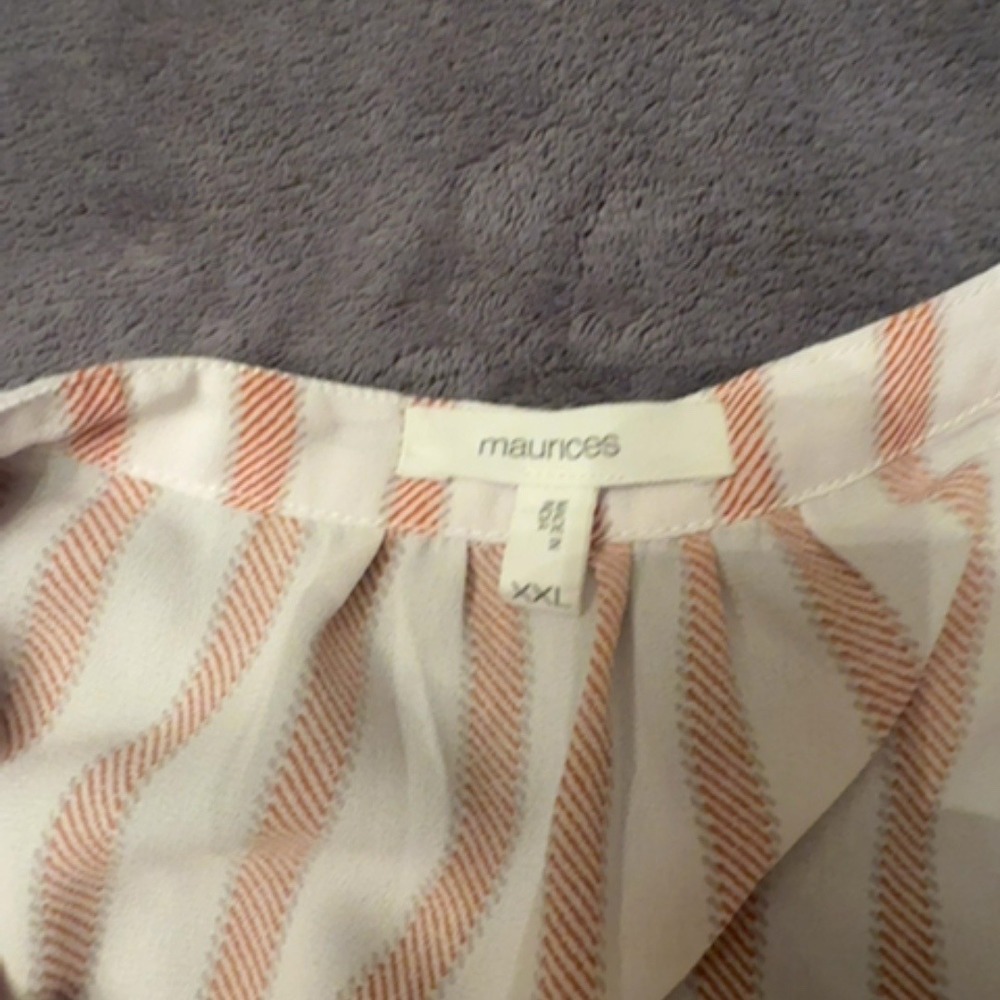 Maurices Blouse Women XXL White Pink Striped Flutter Sleeve Casual Summer Top - Picture 2 of 3